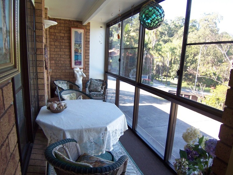 2/1 Rajah Road, Ocean Shores NSW 2483