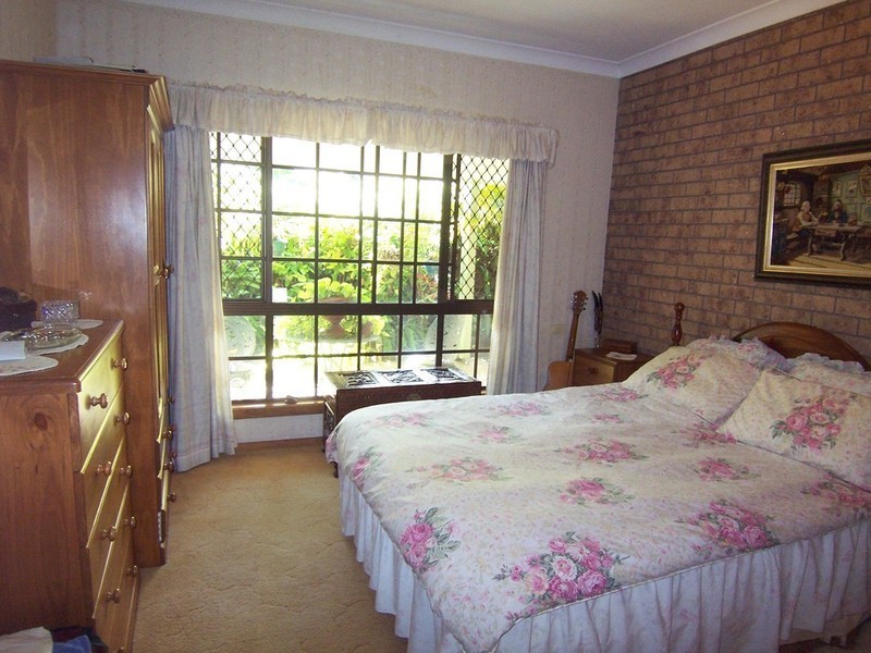 2/1 Rajah Road, Ocean Shores NSW 2483