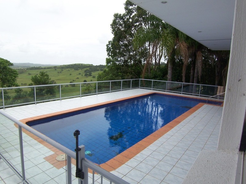 25 Pacific Highway, Knockrow NSW 2479