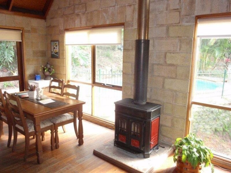 6 Gin Gin Crescent, Ocean Shores NSW 2483