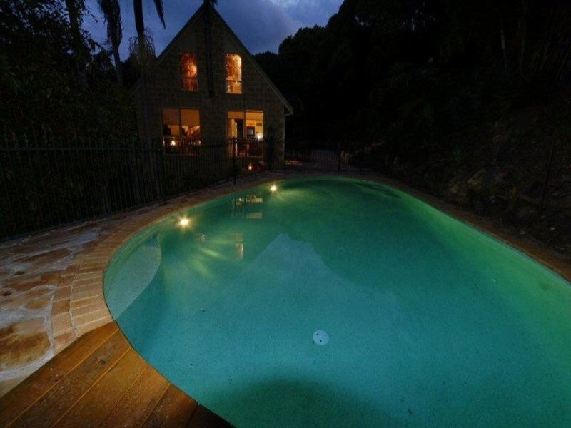 6 Gin Gin Crescent, Ocean Shores NSW 2483