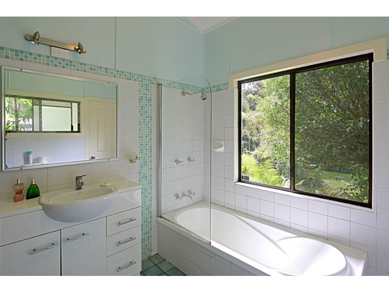 221 Kennedys Lane, Tyagarah NSW 2481