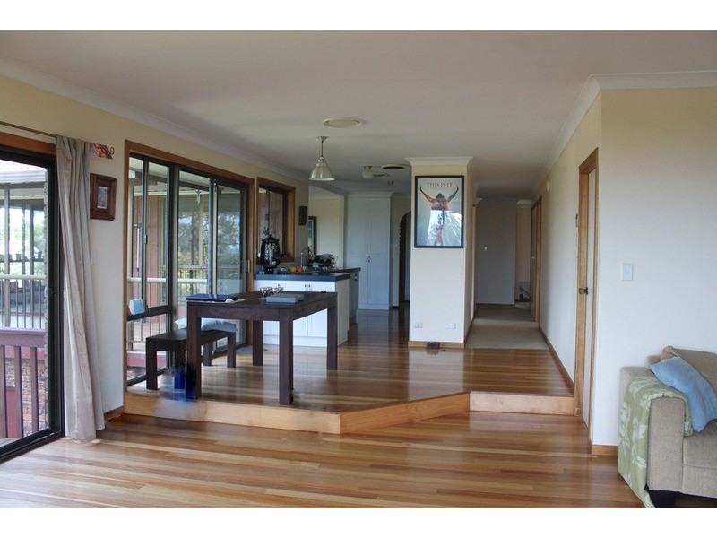 2 Katya Court, Ocean Shores NSW 2483