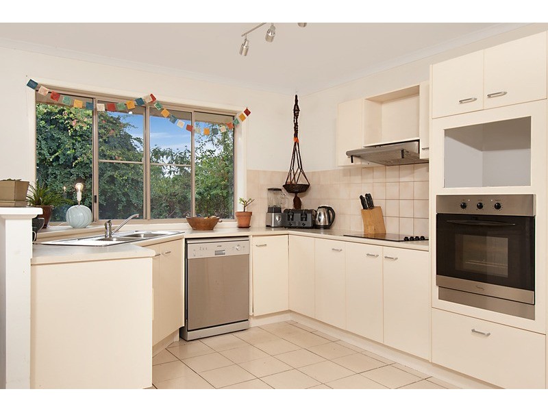 16 Beech Drive, Suffolk Park NSW 2481