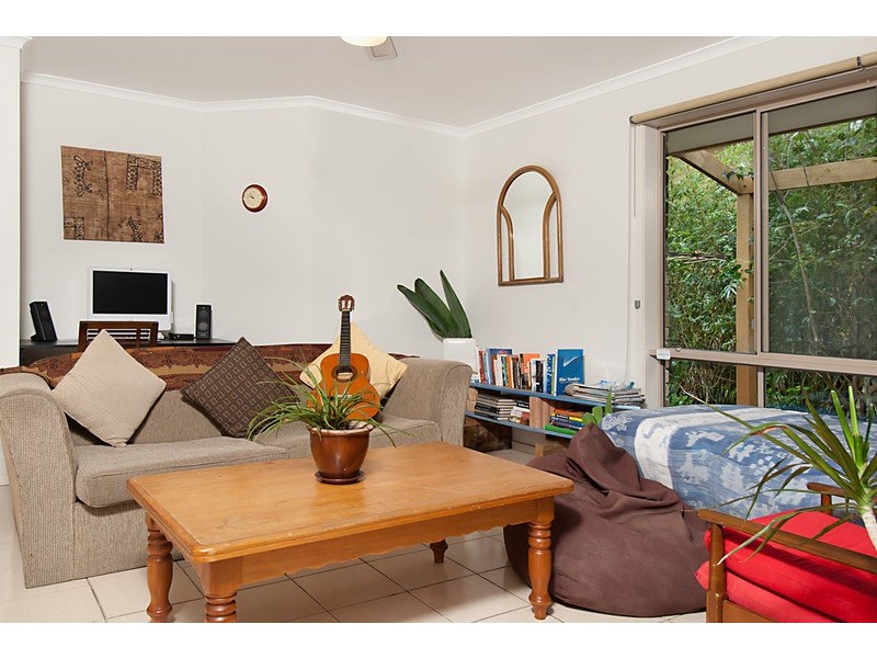 16 Beech Drive, Suffolk Park NSW 2481