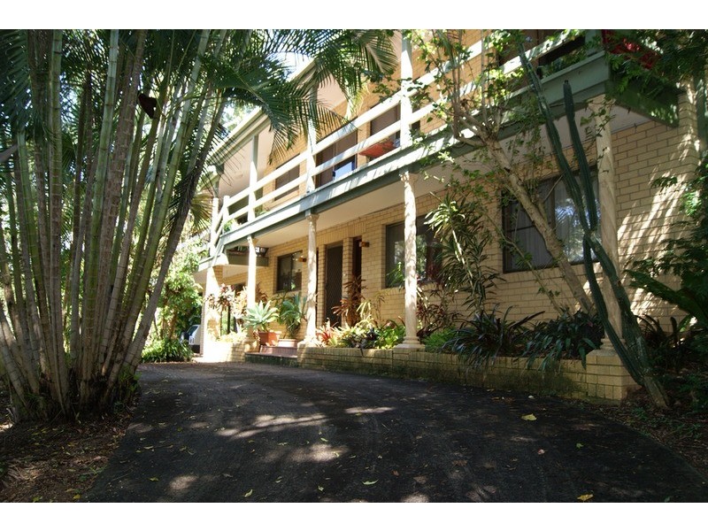 15 Yamble Drive, Ocean Shores NSW 2483