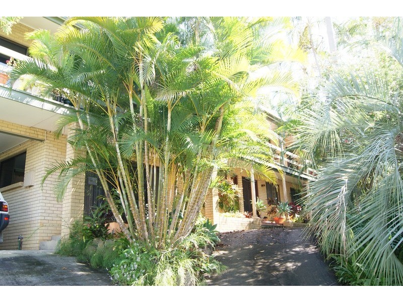 15 Yamble Drive, Ocean Shores NSW 2483