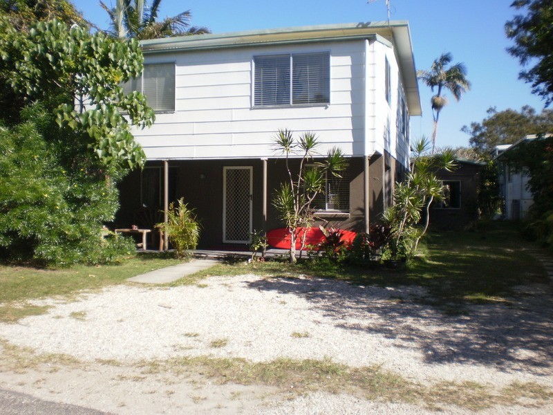 17 Pacific Street, New Brighton NSW 2483