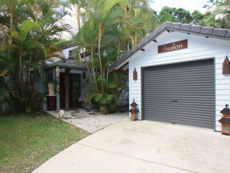 5 Gira Place, Ocean Shores NSW 2483
