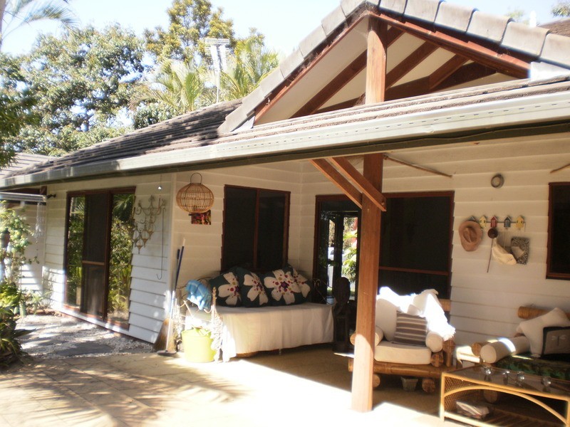 5 Gira Place, Ocean Shores NSW 2483