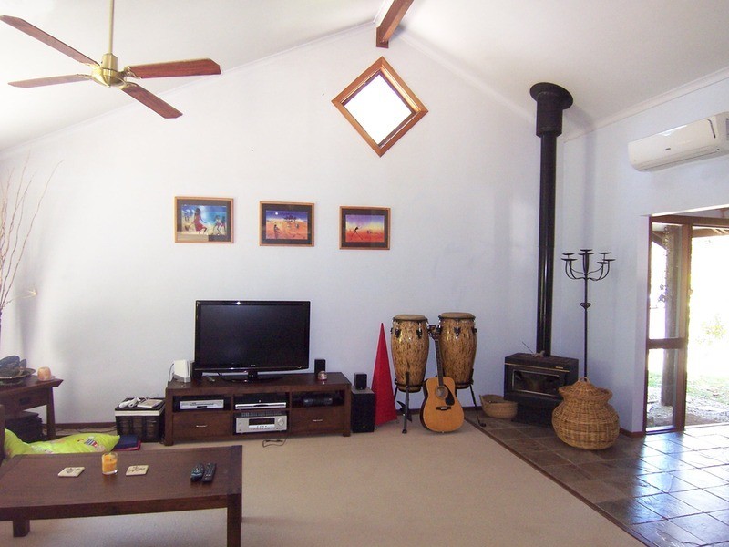 5 Gira Place, Ocean Shores NSW 2483