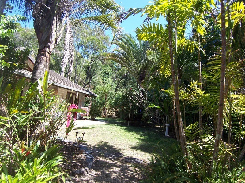 5 Gira Place, Ocean Shores NSW 2483