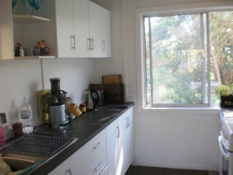 Upstairs/17 Pacific Street, New Brighton NSW 2483