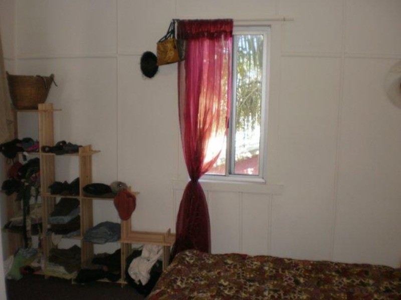 Upstairs/17 Pacific Street, New Brighton NSW 2483