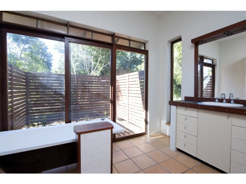 68 Parkway Drive, Ewingsdale NSW 2481