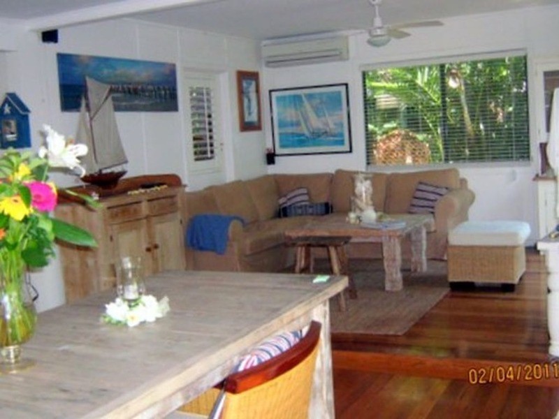 9 Pacific Street, New Brighton NSW 2483