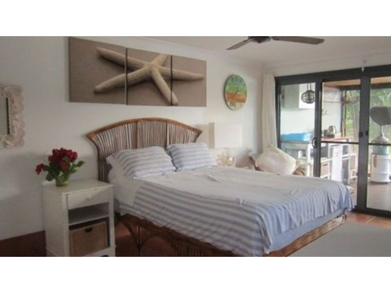 9 Pacific Street, New Brighton NSW 2483