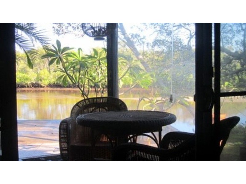 9 Pacific Street, New Brighton NSW 2483