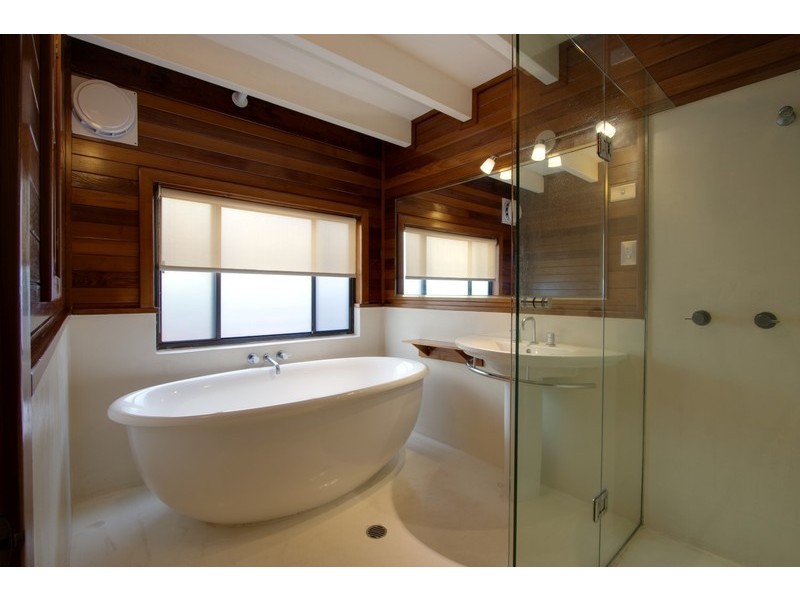 12 Giaour Street, Byron Bay NSW 2481