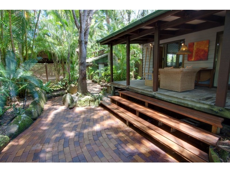 12 Giaour Street, Byron Bay NSW 2481
