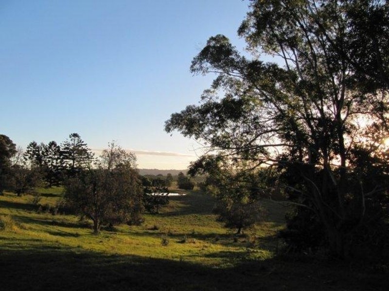 10 Bundaleer Road, Broken Head NSW 2481