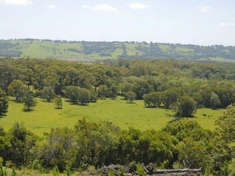 10 Bundaleer Road, Broken Head NSW 2481