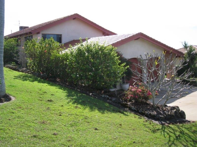 30 Yallakool Drive, Ocean Shores NSW 2483