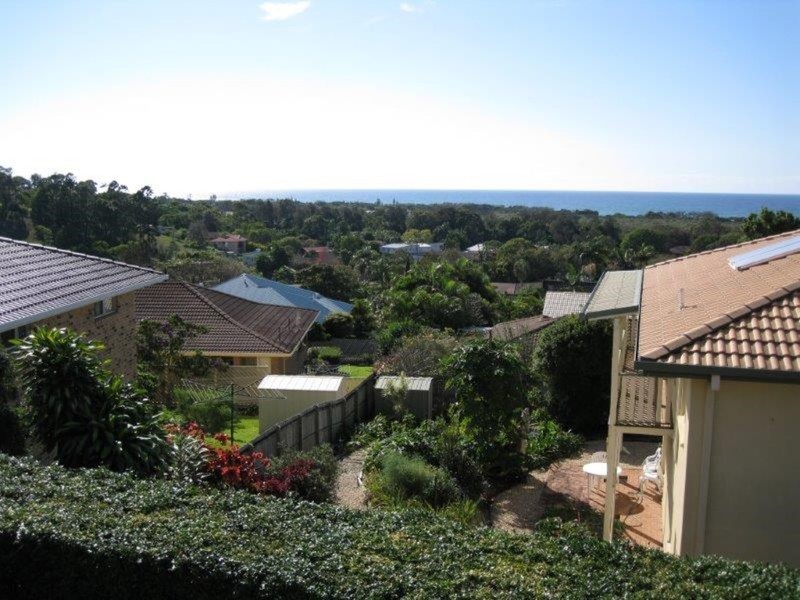 30 Yallakool Drive, Ocean Shores NSW 2483