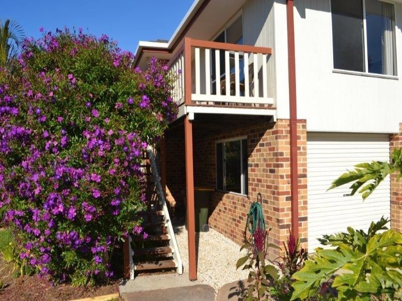 1 Nandroya Avenue, Ocean Shores NSW 2483