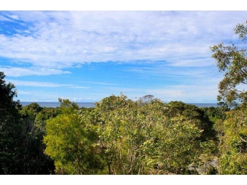 2 Katya Court, Ocean Shores NSW 2483