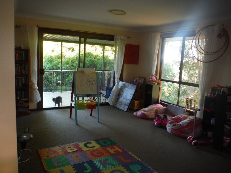 2 Katya Court, Ocean Shores NSW 2483