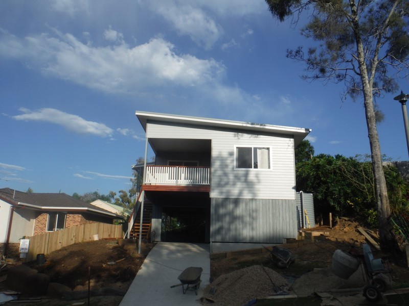 2/1 Nandroya Avenue, Ocean Shores NSW 2483