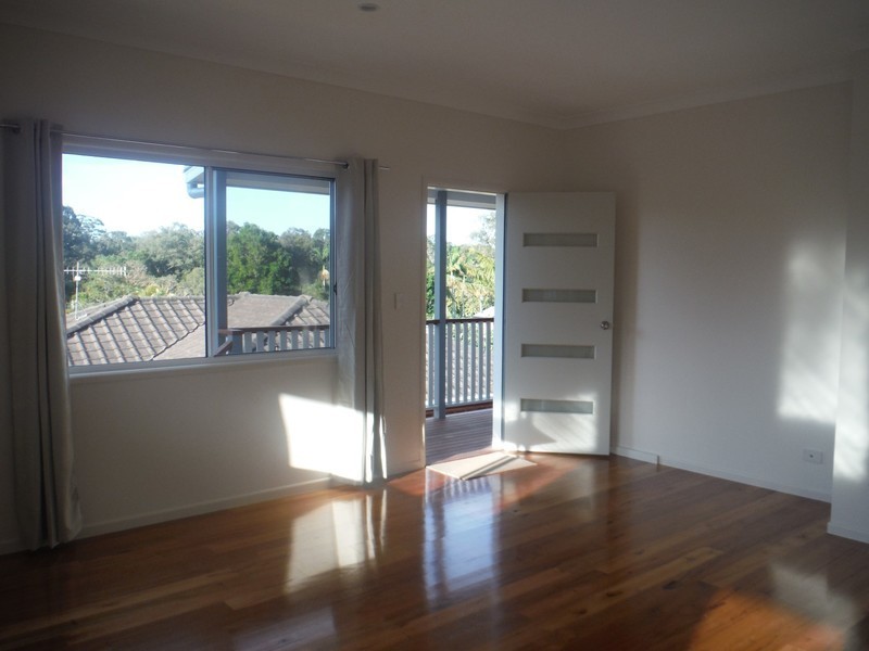2/1 Nandroya Avenue, Ocean Shores NSW 2483