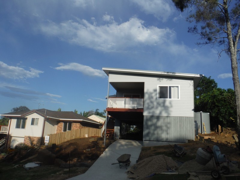 2/1 Nandroya Avenue, Ocean Shores NSW 2483