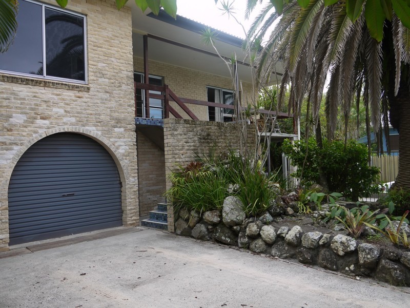 1 The Esplanade, New Brighton NSW 2483
