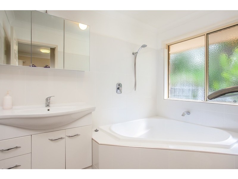 68 Fredricks Lane, Tintenbar NSW 2478