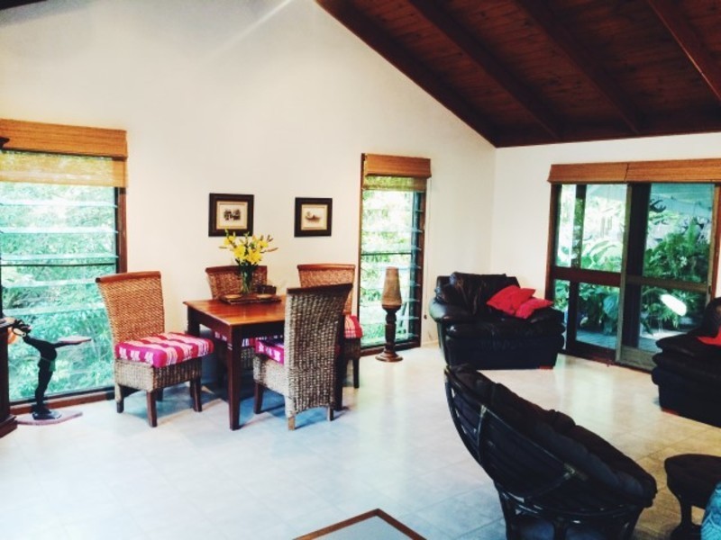 123 Balemo Drive, Ocean Shores NSW 2483