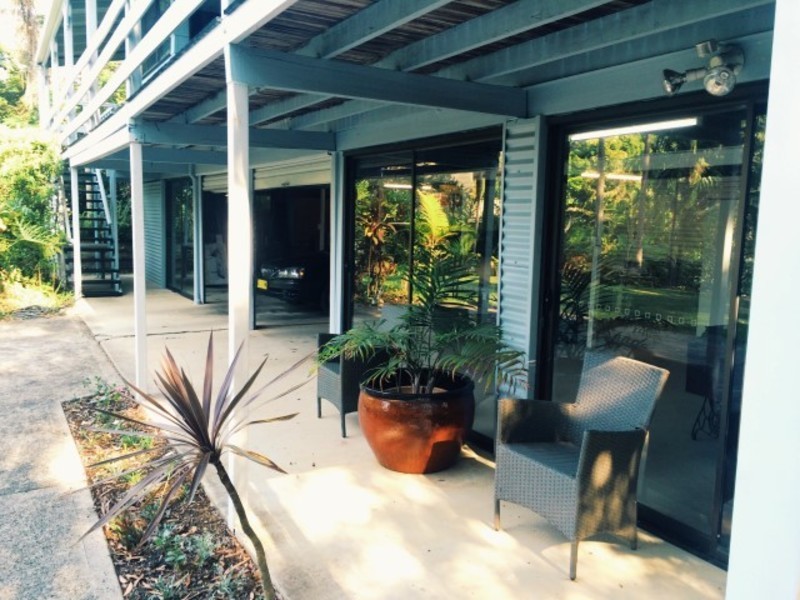 123 Balemo Drive, Ocean Shores NSW 2483