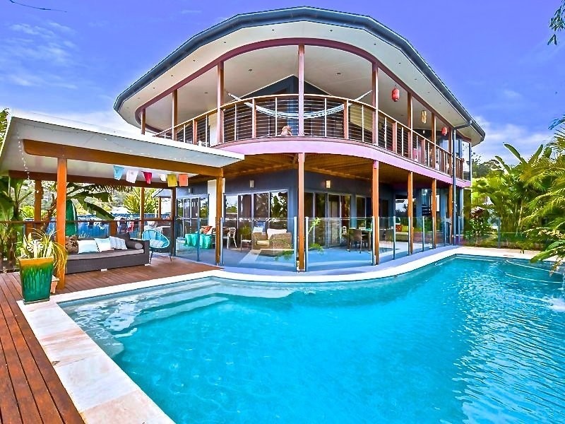 10 PALMER Avenue, Ocean Shores NSW 2483