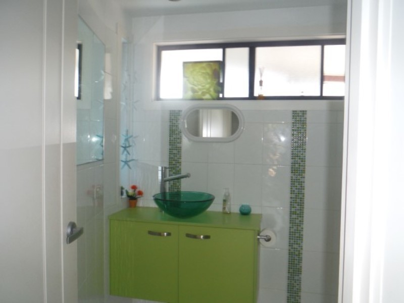 10 PALMER Avenue, Ocean Shores NSW 2483