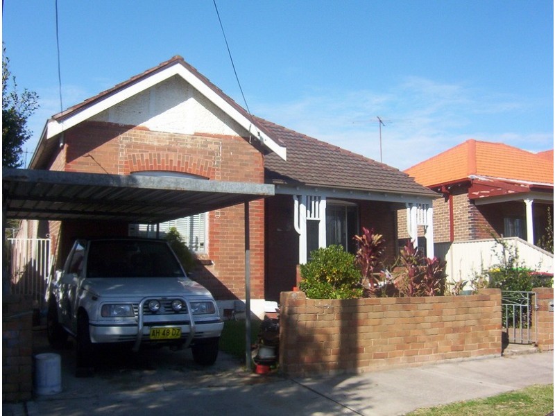 9 Gordon Street, Campsie NSW 2194