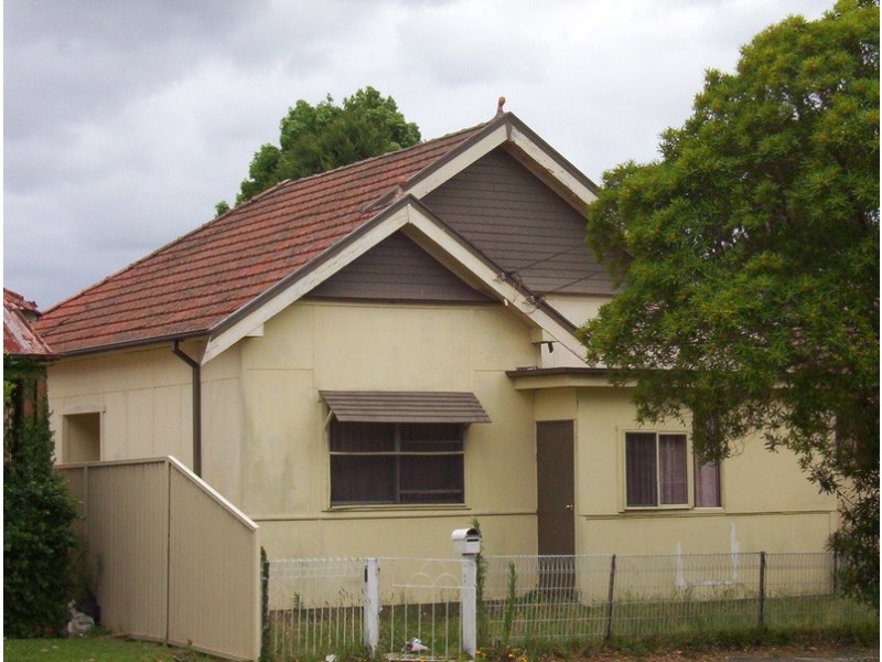 220 Brighton Avenue, Campsie NSW 2194