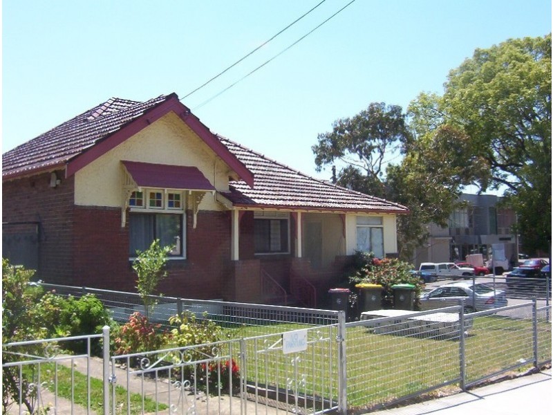 33 Anglo Road, Campsie NSW 2194