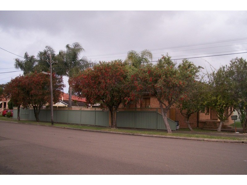 18 McCallum Street, Roselands NSW 2196