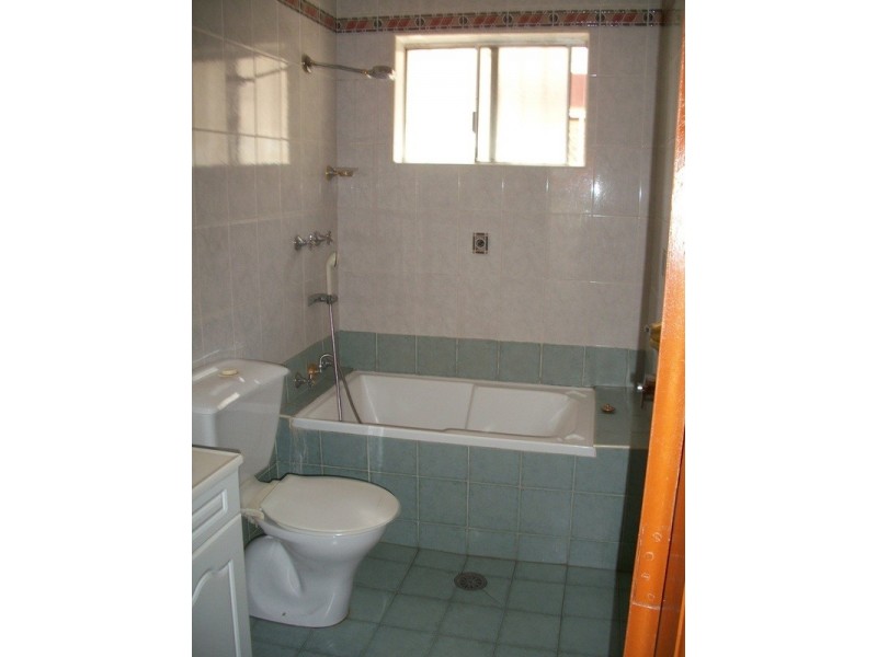 24 Seventh Avenue, Campsie NSW 2194