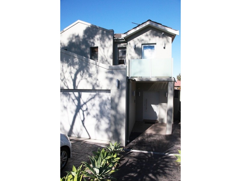 12a Junee Crescent, Kingsgrove NSW 2208