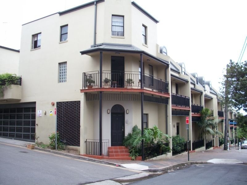 16/2-18 Newman Street, Newtown NSW 2042