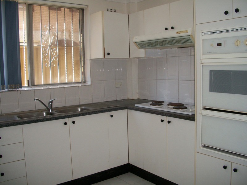 1/23 Dryden Street, Campsie NSW 2194