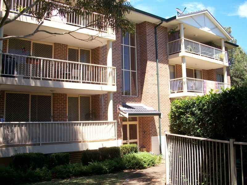 64/10 Broughton  Street, Canterbury NSW 2193