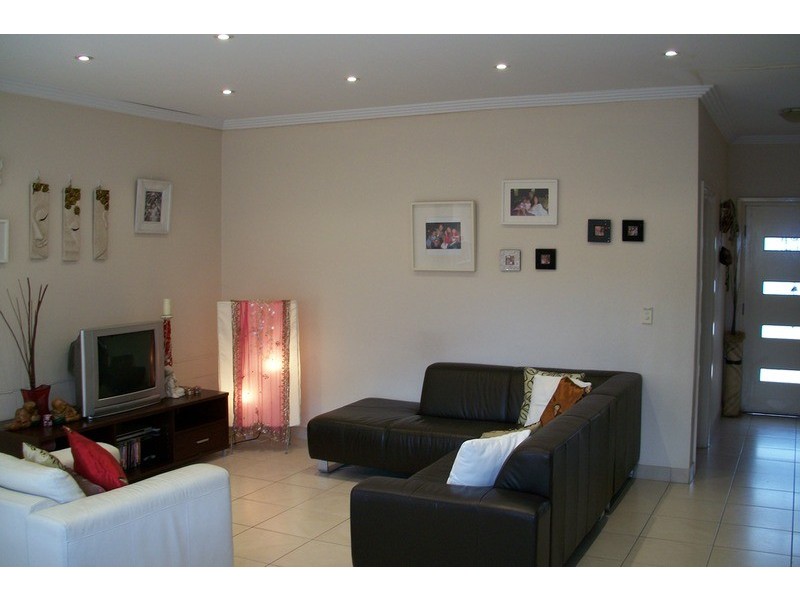 3/6 Allegra Avenue, Belmore NSW 2192